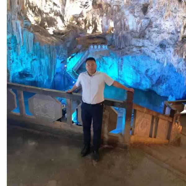 35岁岁云南单身帅哥 - 贺州吉缘网