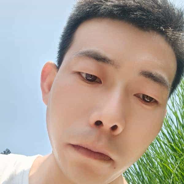 31岁岁陕西单身帅哥 - 贺州吉缘网