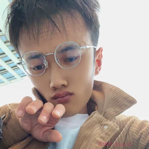 31岁岁贵州单身帅哥 - 贺州吉缘网